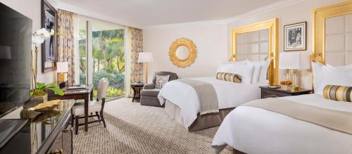 2 queen beds