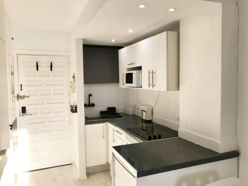 Minerva Sea View Apartment