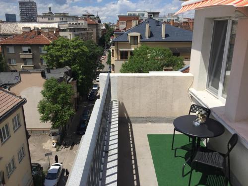 Hotel Sense Rooftop Bar