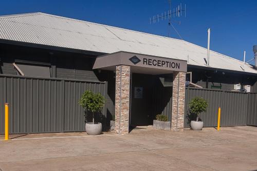 Lake Mulwala Hotel – Mulwala, WV