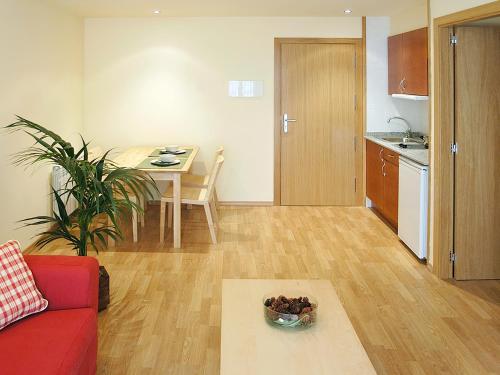 Aparthotel Nou Vielha - image 2