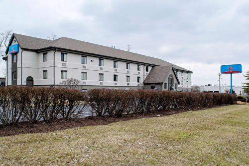 Welcome Suites Springdale - image 2