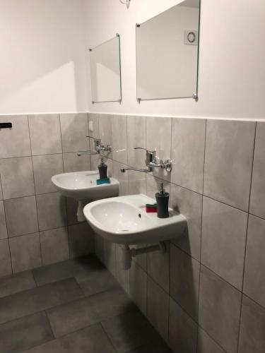 HGS Home Noclegi Pracownicze Parking , Łazienki