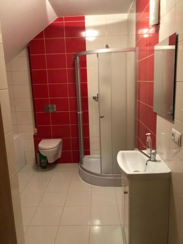 HGS Home Noclegi Pracownicze Parking , Łazienki