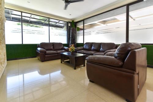 紅多茲Plus酒店-巴厘島畫廊2號商城 RedDoorz Plus near Mall Bali Galeria 2