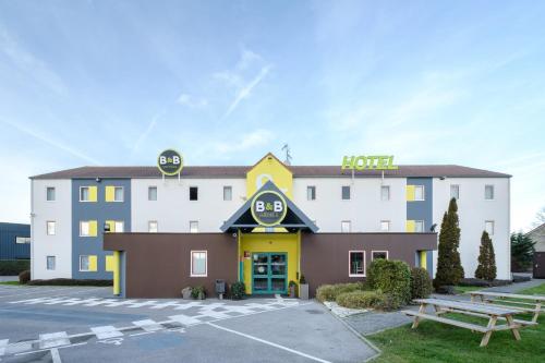 B&B 호텔 칼레 센터 생-피에르 - 출입구