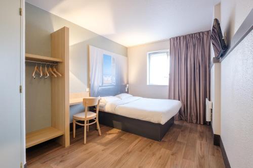 B&B Hotel Calais Centre St Pierre Ideally located in the Le Grand Voyeu area, B&B Hôtel Calais Centre St Pierre promises a relaxing and wonderful visit. The property offers guests a range of services and amenities designed to provide