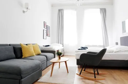 GREIF by ROCKCHAIR Apartments l SUPERHOST Status l 2 Bedrooms Boxspringbeds in City Center - Cozy Family & Business Flair welcomes you! in Berlin, Deutschland