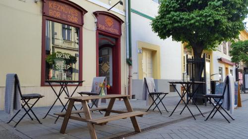 Lima Pub and Hostel-NEW in Gyor