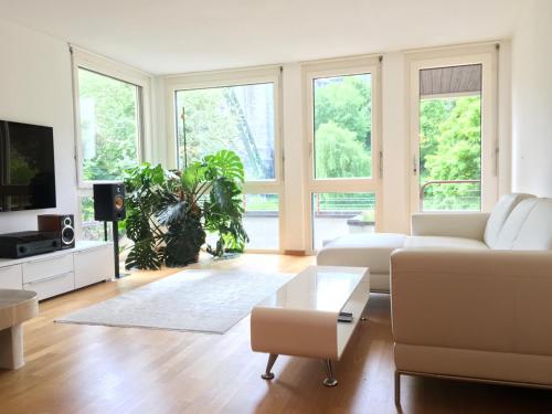 Central, riverside apartment with view - Apartment - Bern