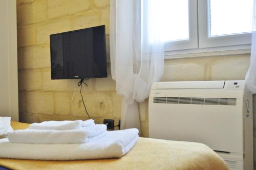 B&B Lecce Holidays - Tap to explore photos