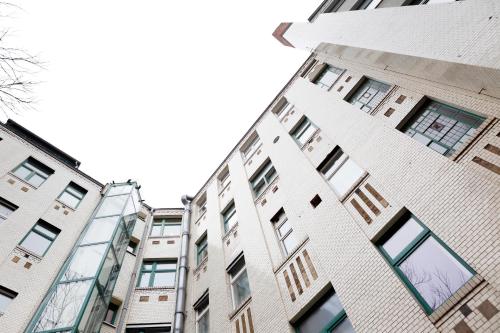 GREIF by ROCKCHAIR Apartments l SUPERHOST Status l 2 Bedrooms Boxspringbeds in City Center - Cozy Family & Business Flair welcomes you!, Berlin (photo 4)