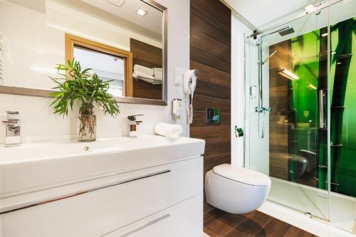 Double or twin room, deluxe