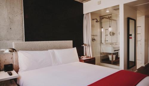 The Nolitan Room Type - Deluxe Queen Room