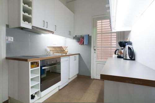 Ermou 44 - Family Apartment - image 6