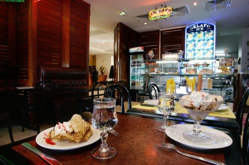 Hôtel Saint Sauveur - image 14