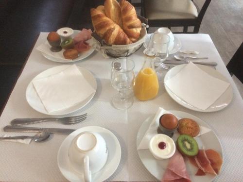 Hotel-Restaurant Les Chiens du Guet