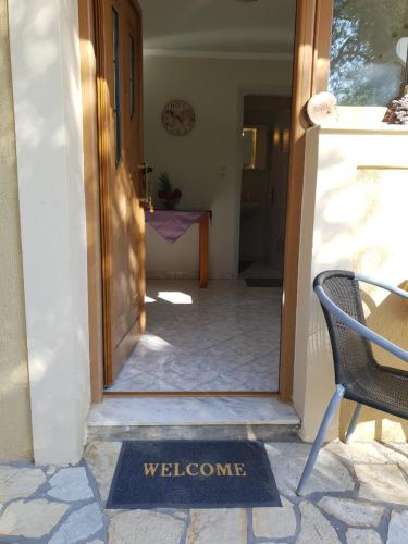 2 bedrooms, 3 beds