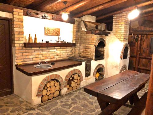 CABANA DIN GROAPA FRUMOASA - image 13