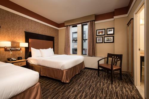 187173940 The Hotel at Fifth Avenue