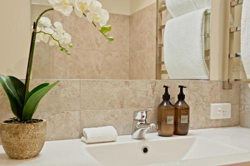 187184788 Koura Bay Golf Resort