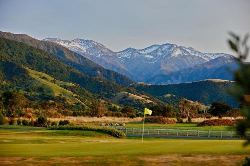 187185150 Koura Bay Golf Resort
