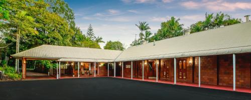Exterior view, Malanda Lodge in Atherton Tablelands