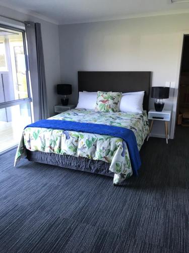 1 double bed