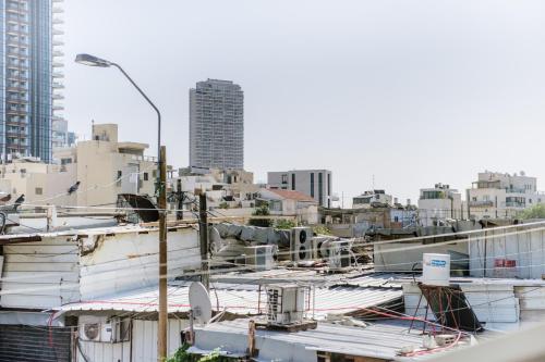 A Hotel Com Carmel Market Apartments By Comfort Zone Tlv