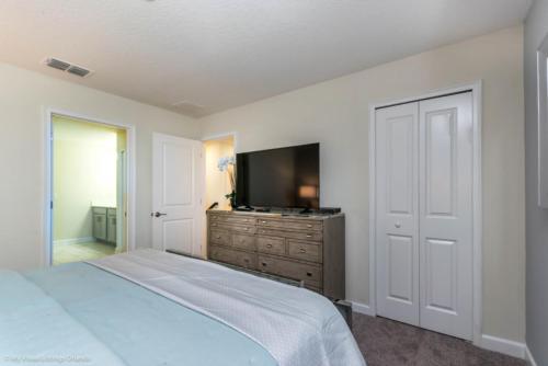 At Last You can Rent the Perfect Luxury Villa on Storey Lake Resort minutes from Disney World Orlando Villas 2672 - image 8