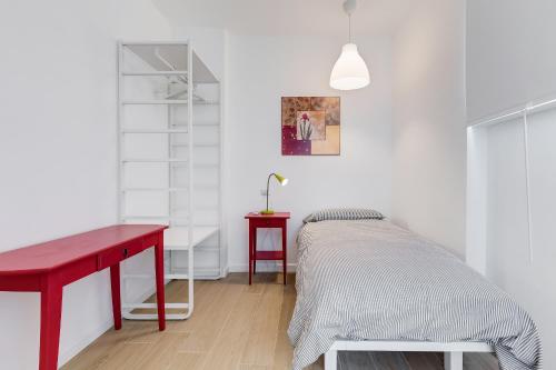 Lovely 3 rooms apartment close Trastevere Station, Roma (foto 3)
