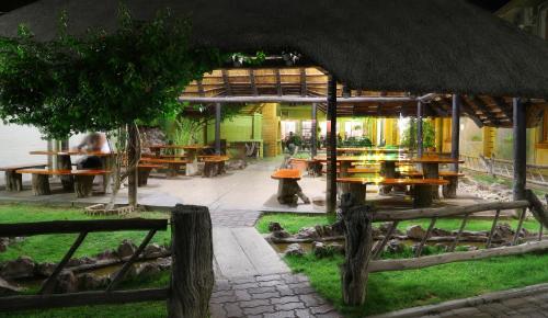 Kalahari Arms Hotel photo 2
