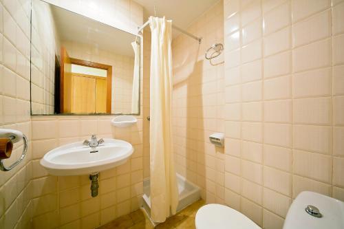 Apartamentos Bali Orange Costa - image 12