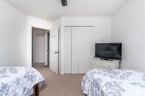 Imagine Renting Your Own 5 Star Villa on Highlands Reserve Resort Villa Orlando 1004 - image 6