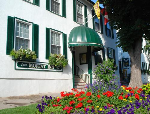 B&B Niagara-on-the-Lake - Moffat Inn - Bed and Breakfast Niagara-on-the-Lake