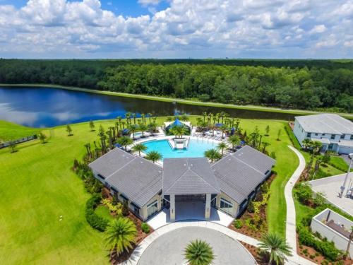 Imagine Your Family Renting This Luxury Contemporary Style Villa on Sonoma Resort Orlando Villa 2659 - image 2