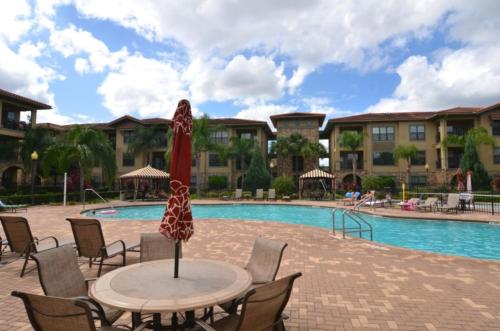 Luxury 5 Star Home on Bella Piazza Resort Minutes from Disney World Orlando Apartment 2692 - image 2