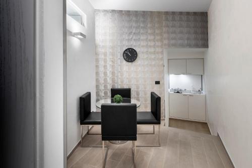 LHP Suite Roma Piazza del Popolo - image 10