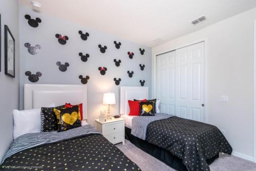 Luxury 5 Star Villa on Solara ResortMinutes from Disney World Orlando Villas 2621 - image 8