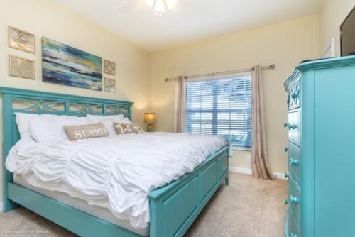 Picture Renting Your Own Luxury Home on the Exclusive Storey Lake Resort close to Disney Orlando Townhome 2718 - image 7