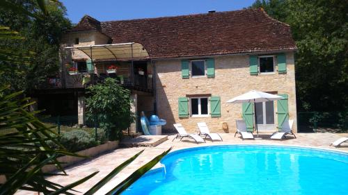 Gite 8 personnes avec piscine privee