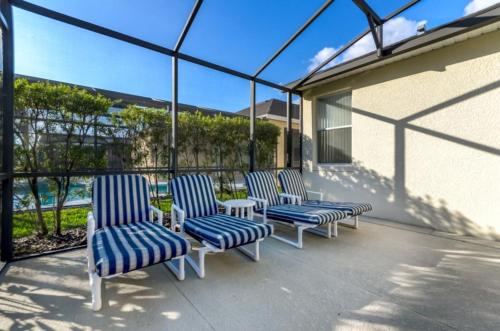 Rent Your Dream Holiday Villa close to Disney World Calabay Parc at Tower Lake Resort Orlando Villa 2773 - image 6