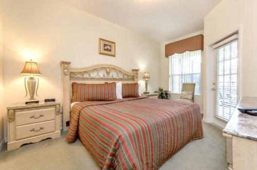 Rent Your Dream Holiday Villa close to Disney World Calabay Parc at Tower Lake Resort Orlando Villa 2773 - image 9