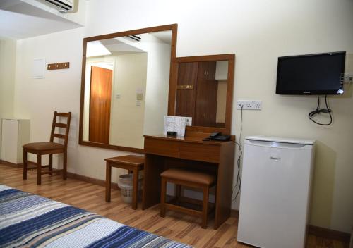 Elysso Hotel - image 9