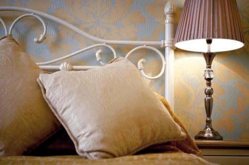 Cotford Hotel - image 12