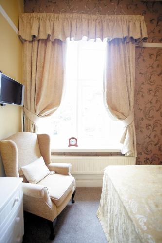 Cotford Hotel - image 2