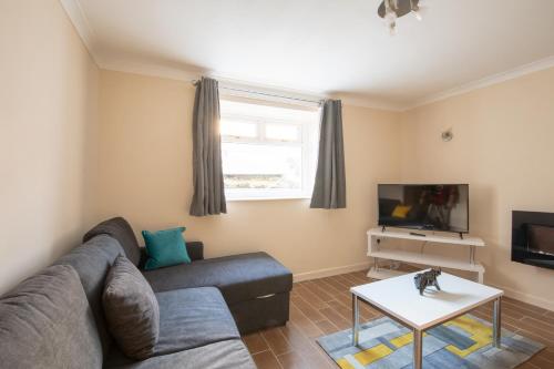 Picture of Two Bedroom Apartment, Hanover Street, Guest Homes