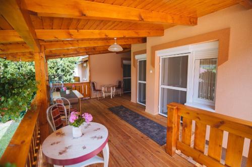 Jázmin Apartmanház - Accommodation - Demjén