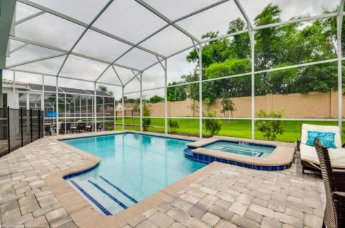 Your Beautiful 5 Star Villa Minutes from Disney on the Prestigious Champions Gate Resort Orlando Villa 2533 - image 2