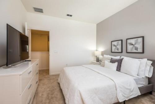 Your Family will love the 1st Class Amenities at Your Private Villa on Solterra Resort Orlando Villa 2735 - image 4